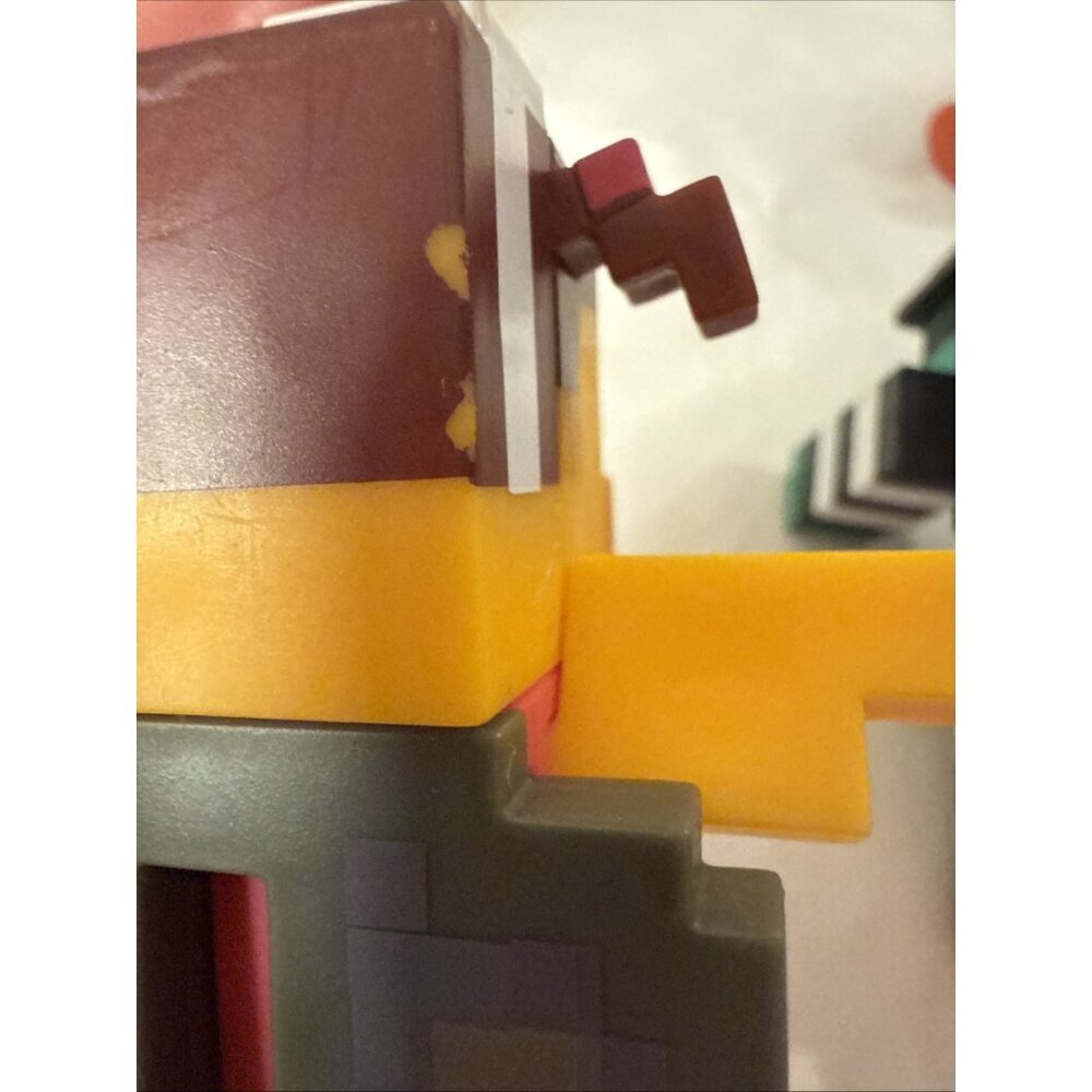 2 McDonald's Minecraft ZOMBIE HAMBURGLAR/BIRDIE WINGS Toy Figures Only - Picture 3 of 6